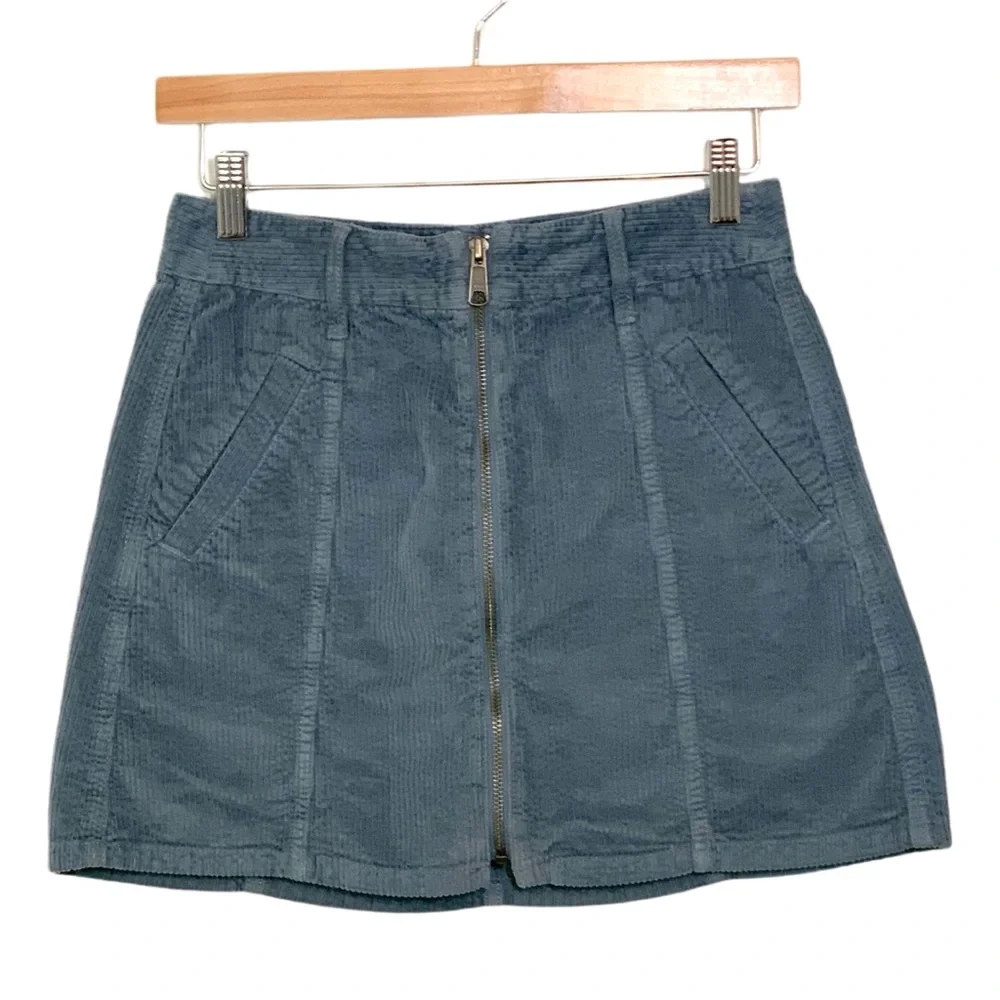 American Eagle High Waist A-line Corduroy Mini Skirt Size 2 Blue Clueless Preppy